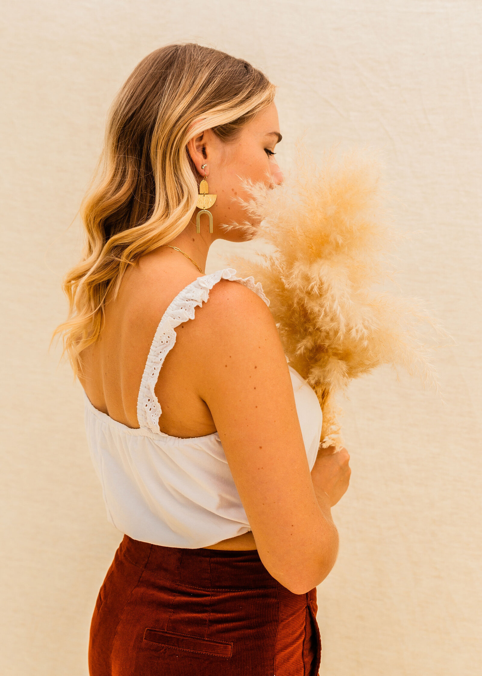 San Diego branding fashion photographer Chelsea Loren with boho girl Anthropologie photographer