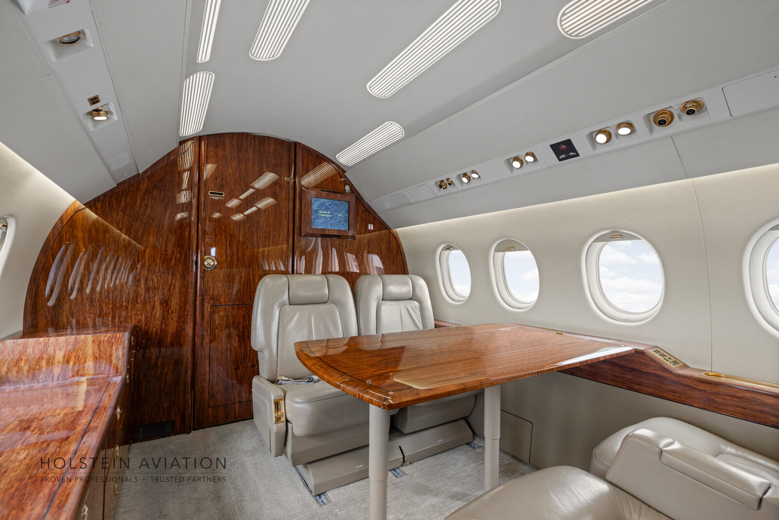 Falcon 2000 Watermarked-20