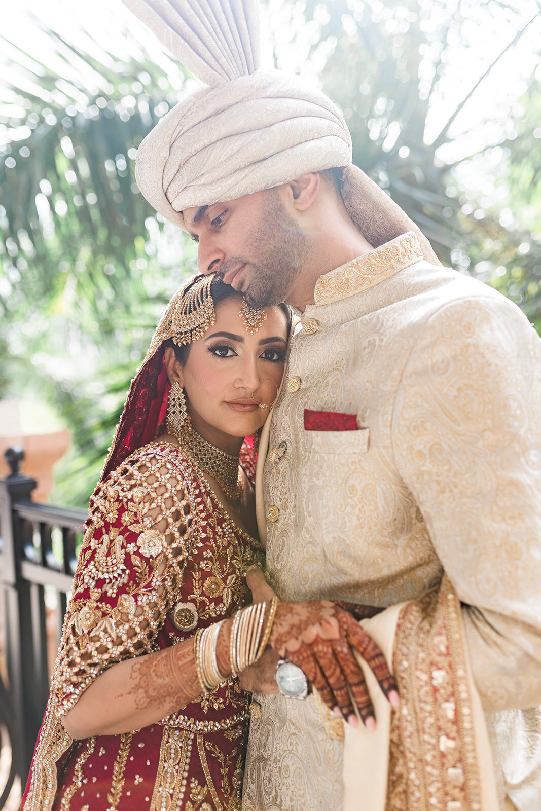 walima-pakistani-muslim-all-red-wedding-04