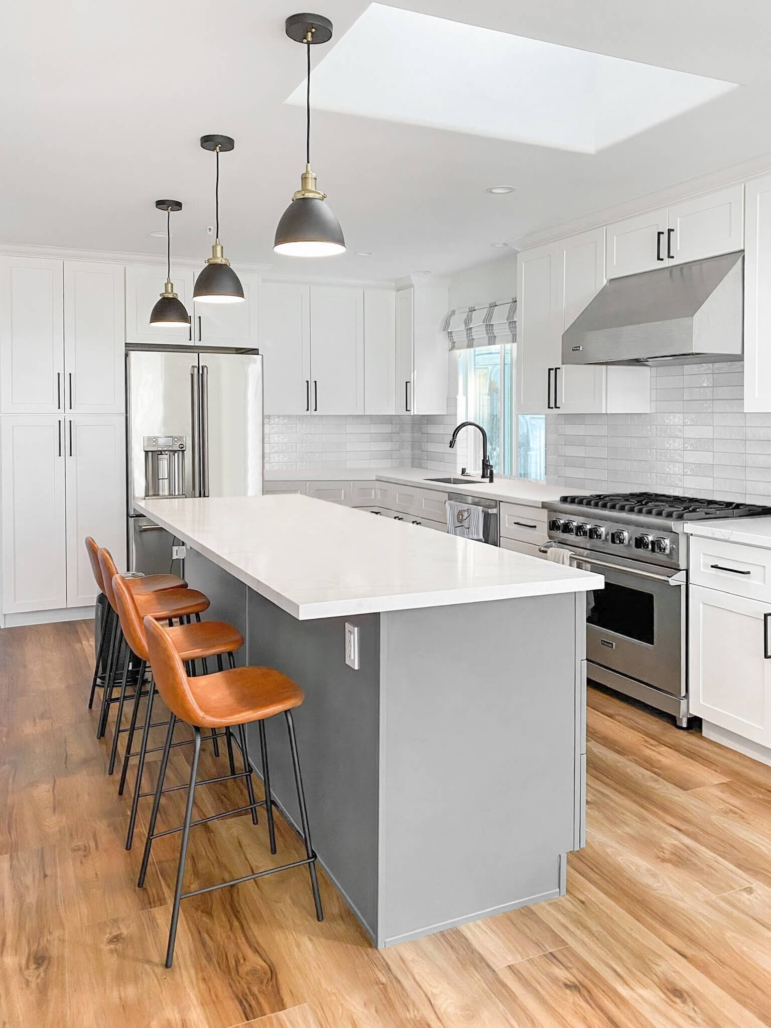 pacifica-real-estate-homes-for-sale-michael-jimenez-real-estate-agents-328-ressa-road-kitchen