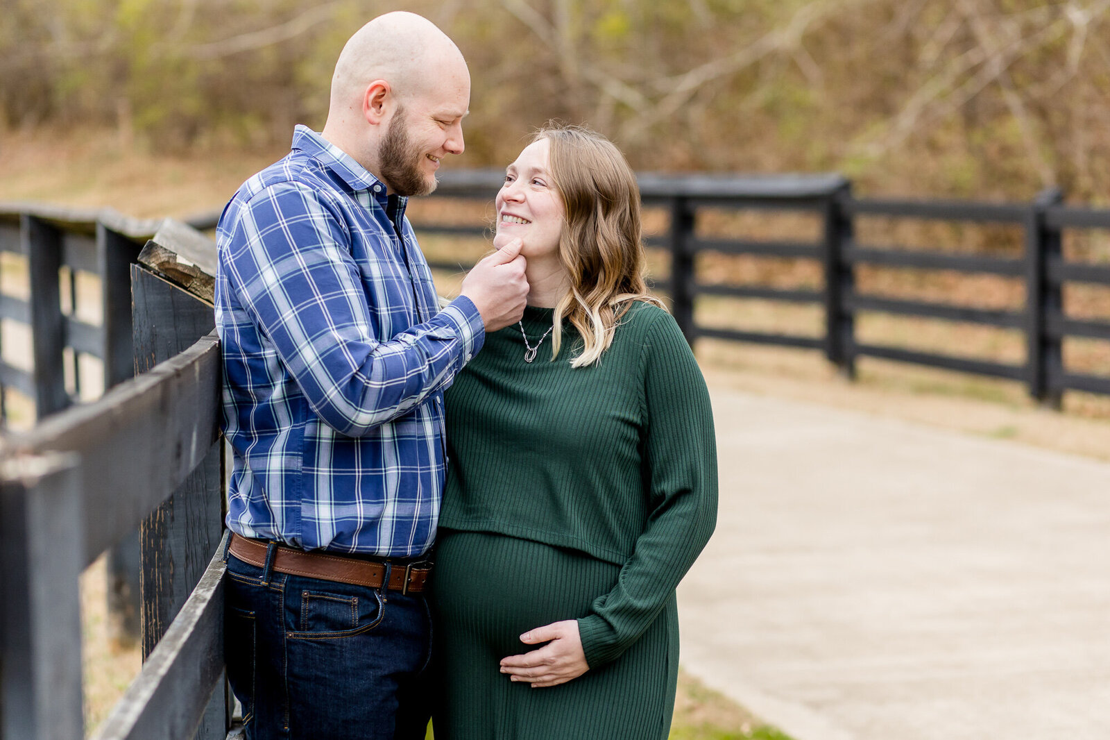 Outdoor-maternity-photography-session-Lexington-KY-photographer-baby-boy-3