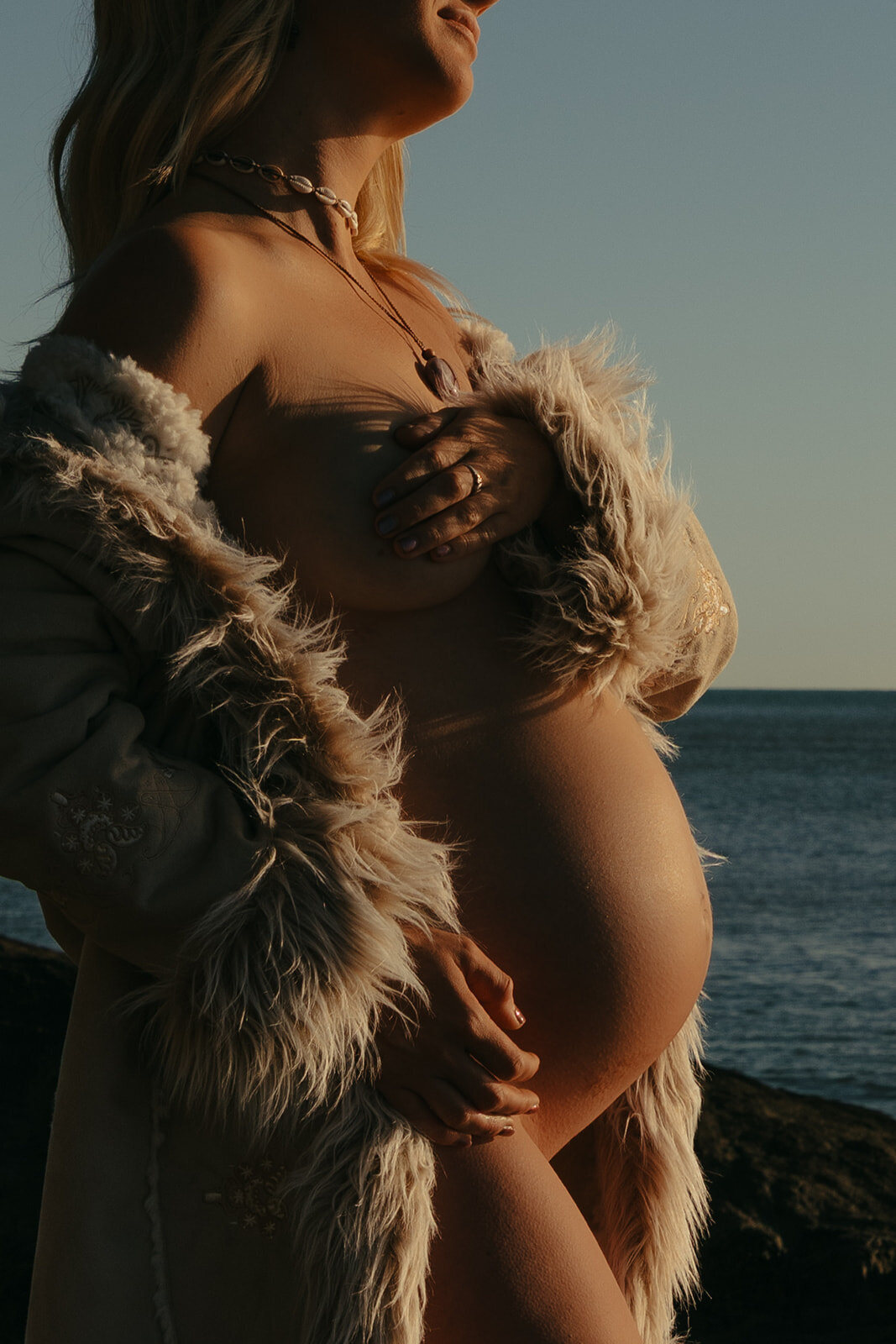 cairns maternity photographer