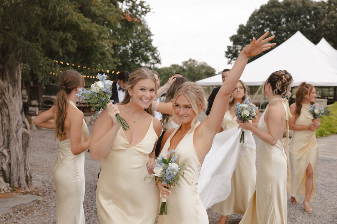 reuben-wedding-teasers-prairie-hill-vineyard-kayxbee-42