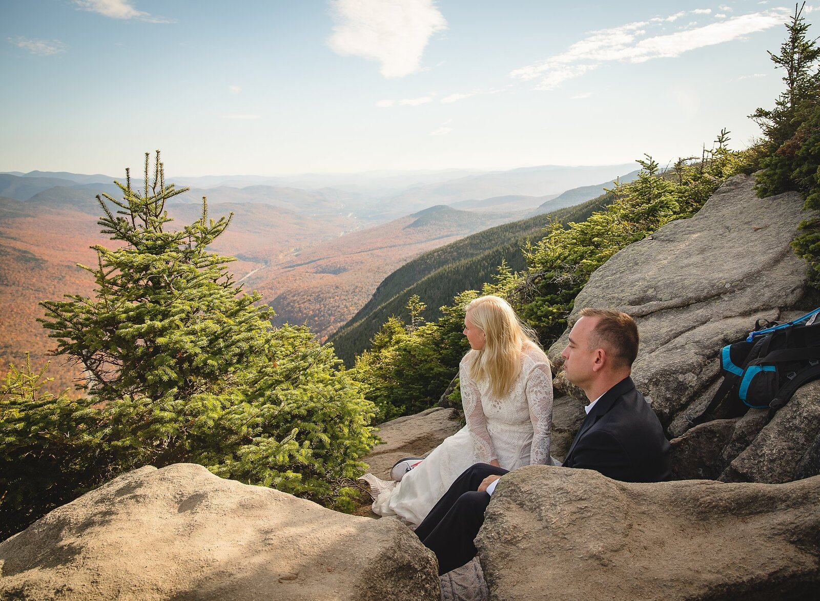 elope-in-new-hampshire-mountain