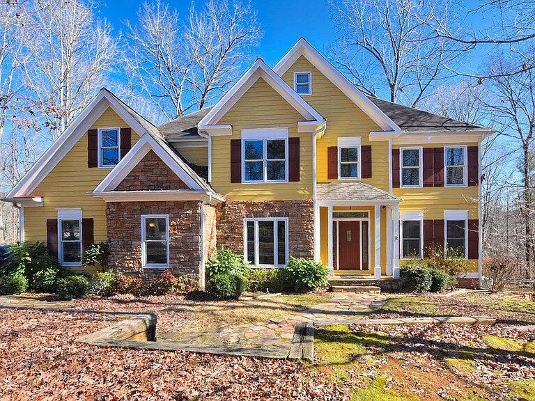 288 Bearslide Holw, Dahlonega, GA 30533