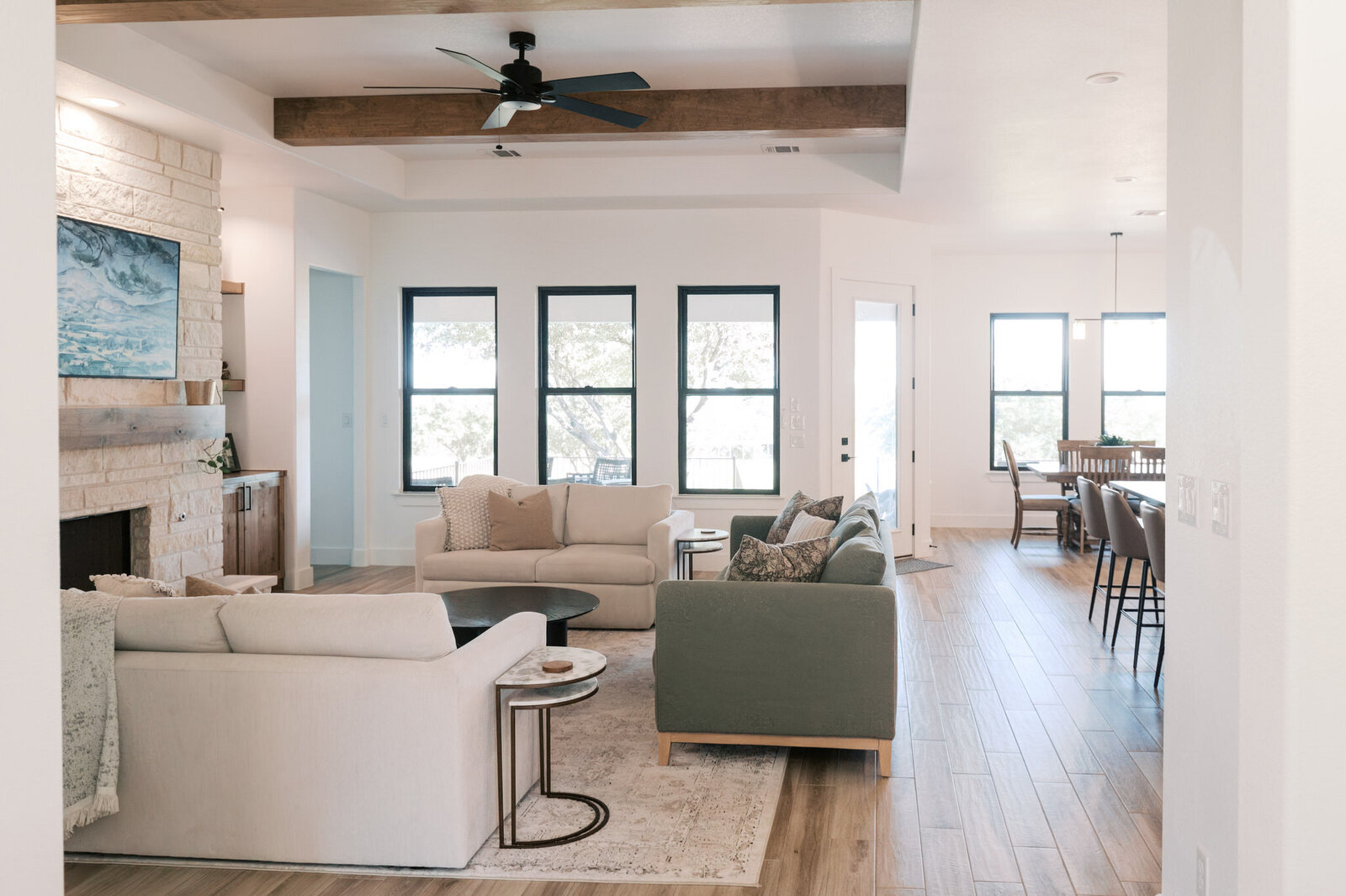 Vineyard-at-Florence-Custom-Home-Builder-Florence-TX-18