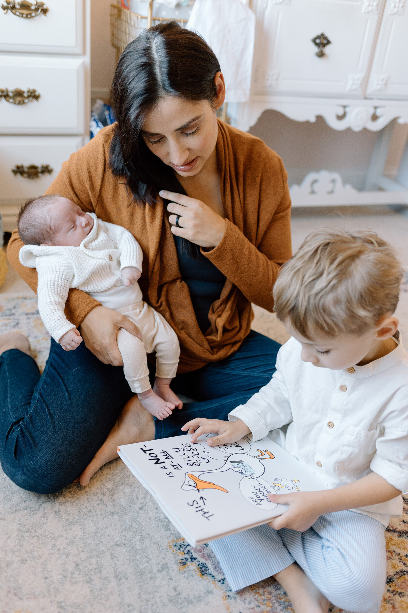 newborn-maternity-photography-lighthearted-joy-fresh (9)