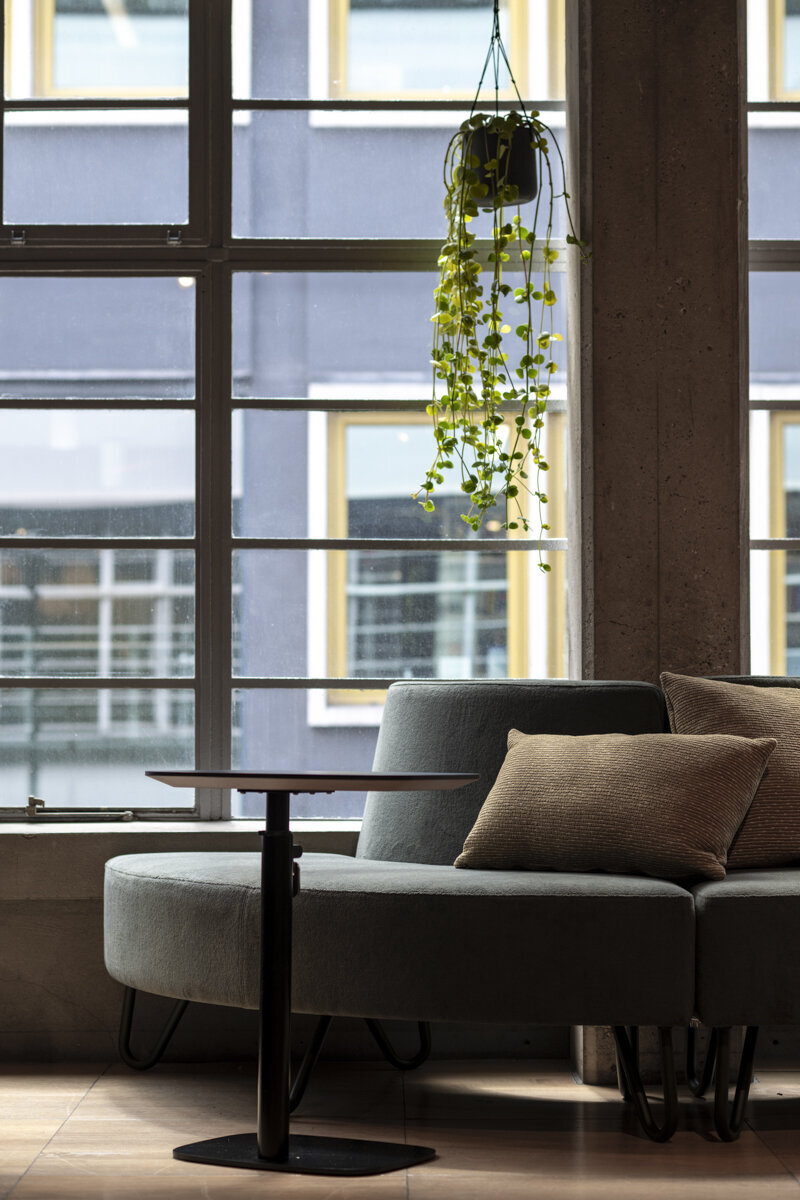 Sixteen3 - Showroom CDW 2025 - Office Curator - SMALL-17