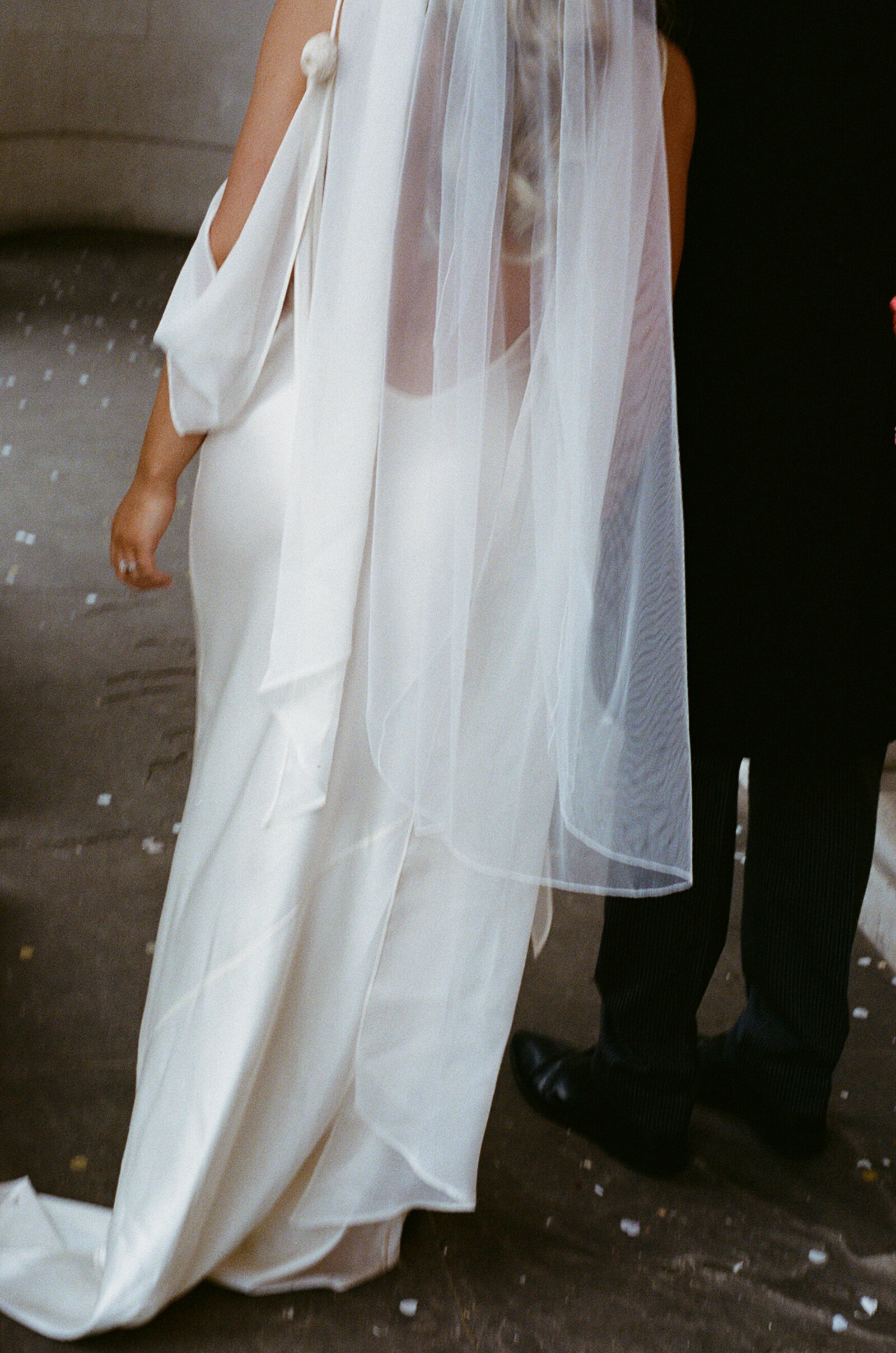 adorlee-weddings-16-Ellie-and-Charlie-analogue