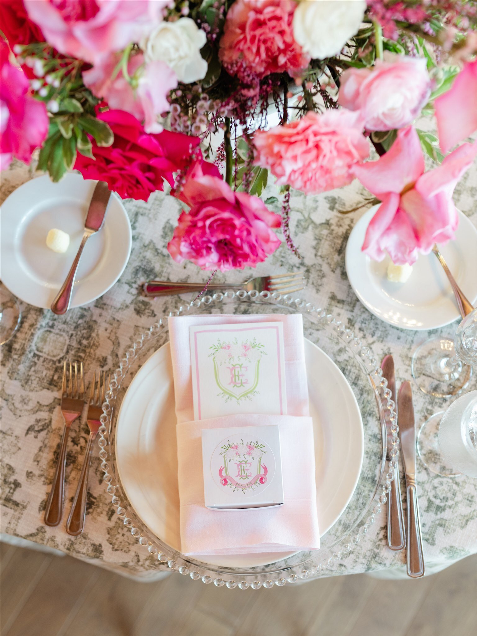 Mackinac Island wedding reception able decor