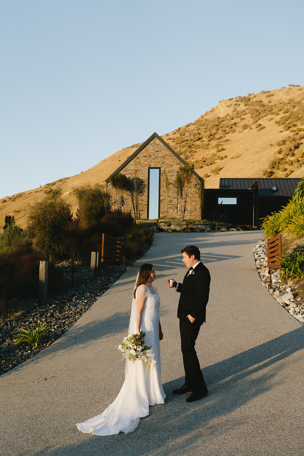 Melissa Clark Photography - Queenstown Wedding Photographer - Lake Hayes Holiday Home Wedding - Katherine & Adam 4.5.24-102