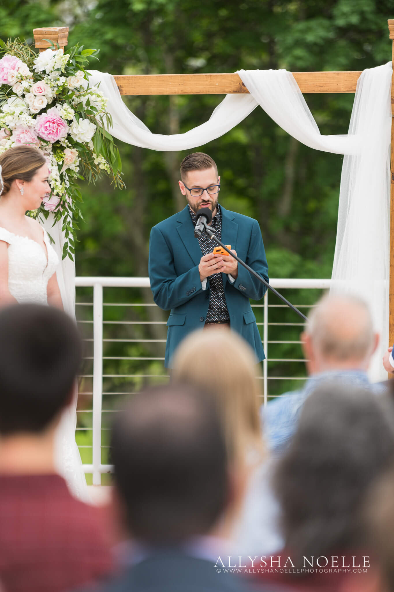 Wedding-at-River-Club-of-Mequon-587