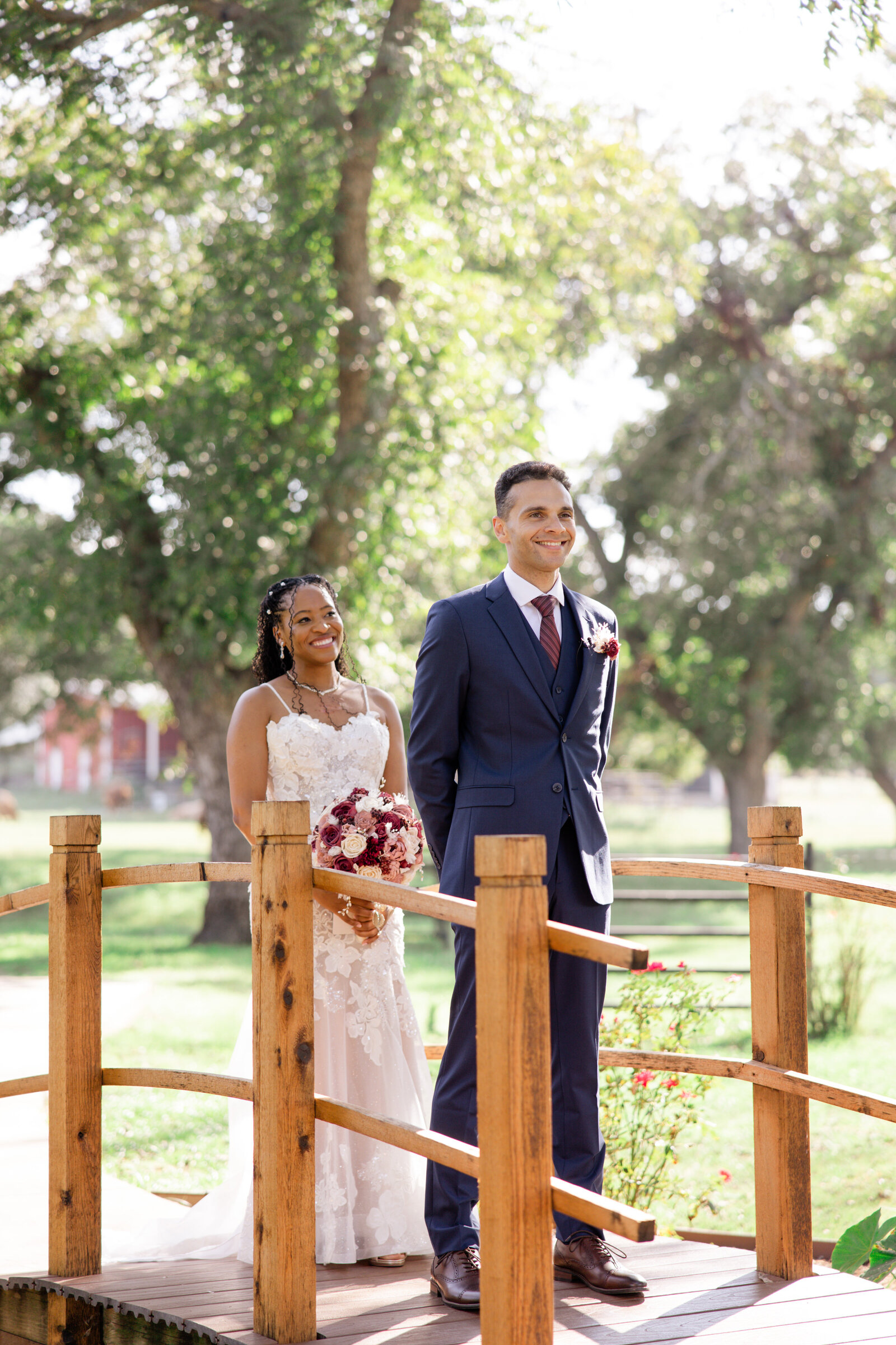 First look photography for couple, outdoor session
