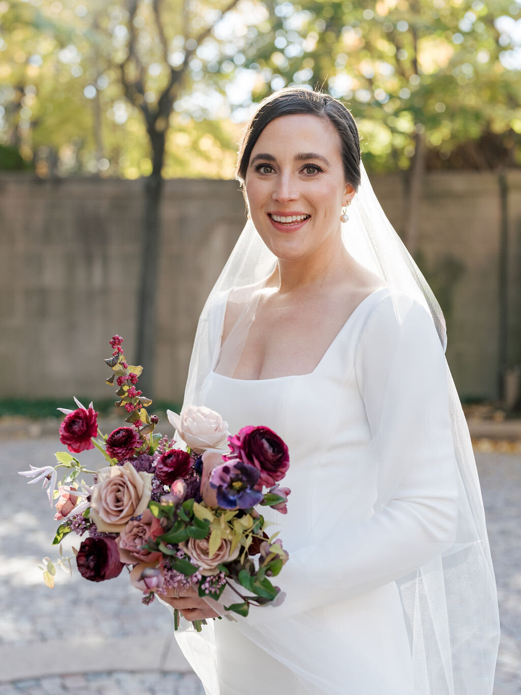 21Kate Campbell Floral Meridian House fall wedding by Greer Gattuso photo portraits