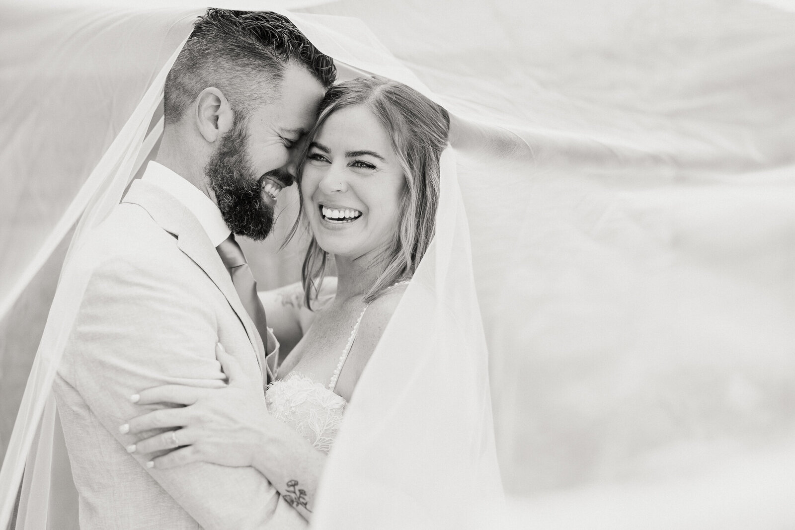 bride-groom-mountain-shadows-retreat-foresthill-tahoe-wedding