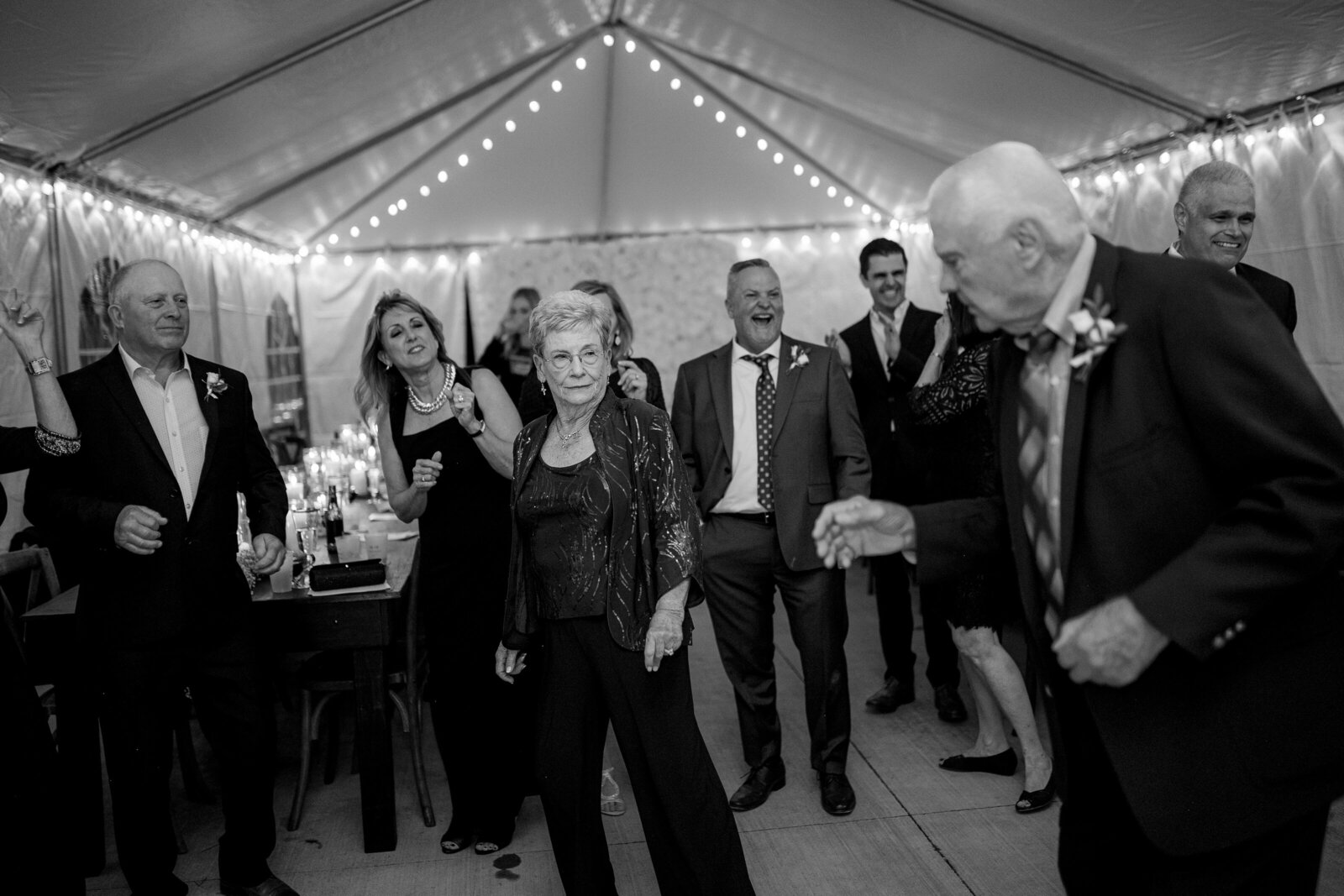 Holly-Lake-Wedding-Jen-Symes-48