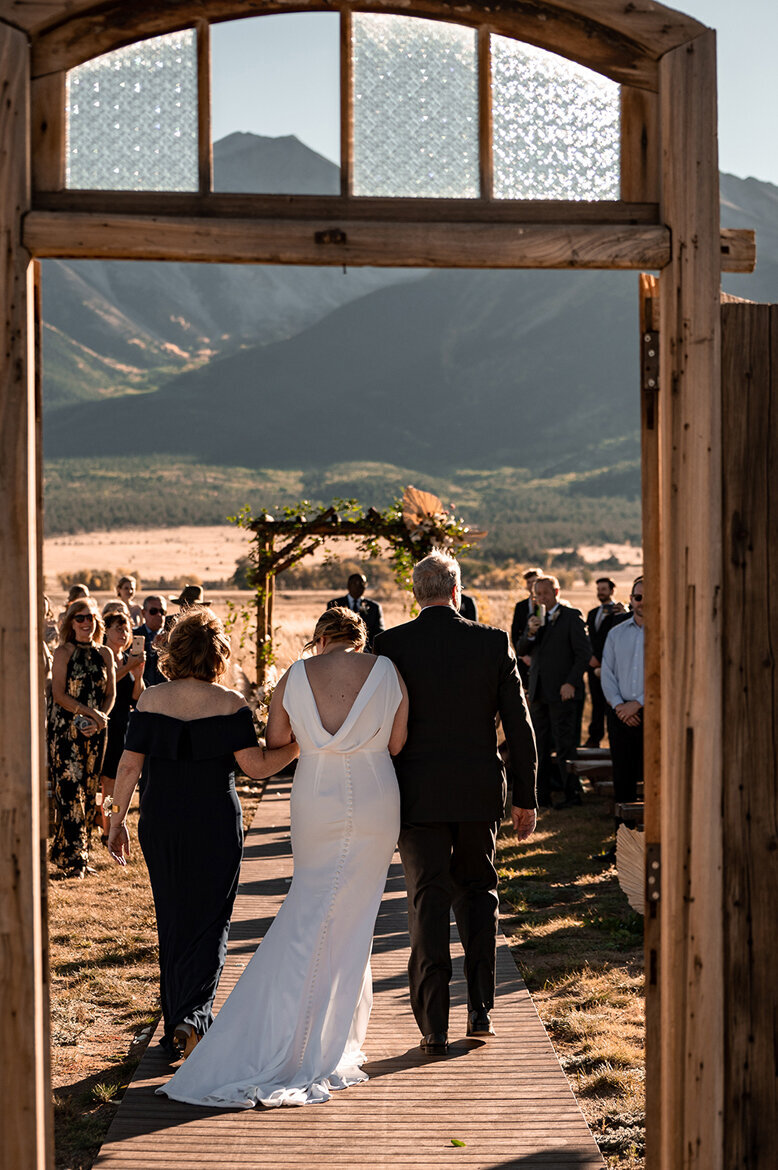 Colorado-Wedding-Photography_The-Barn-at-Sunset-Ranch_Mountain-Wedding_42