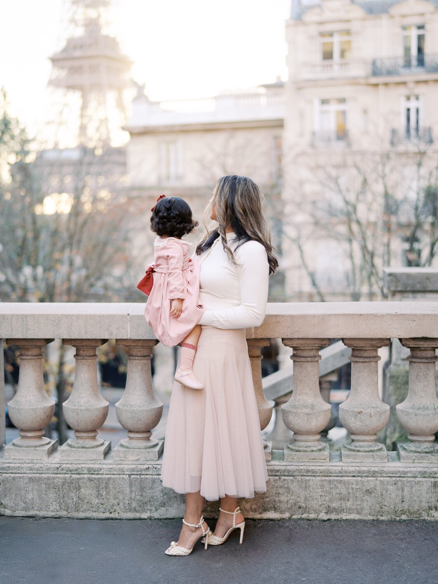 Emilia+Sara_Michelle Wever Photography-7
