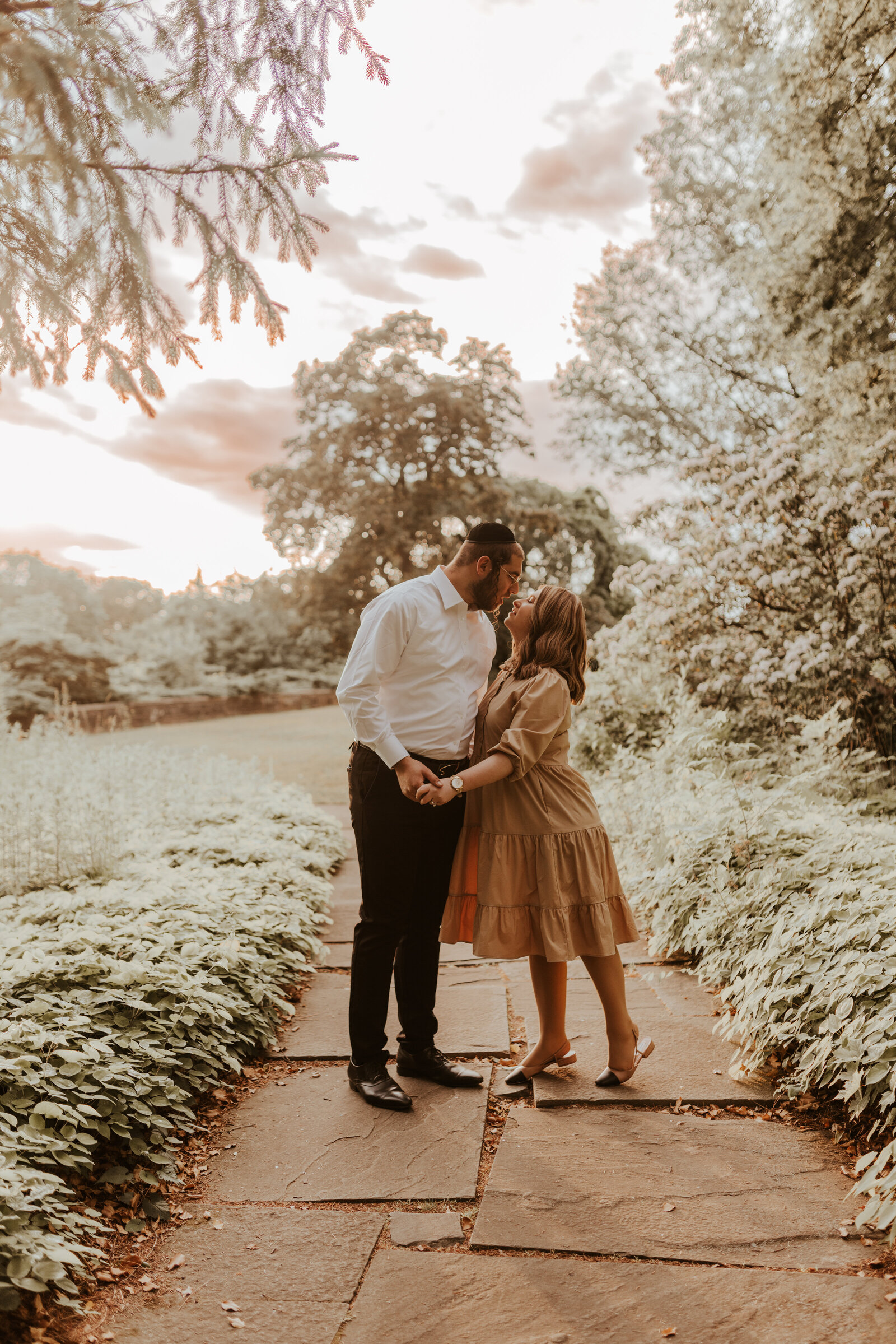 Romantic-Anniversary-Botanical-Gardens-Love-to-Lens-Photography-(105)
