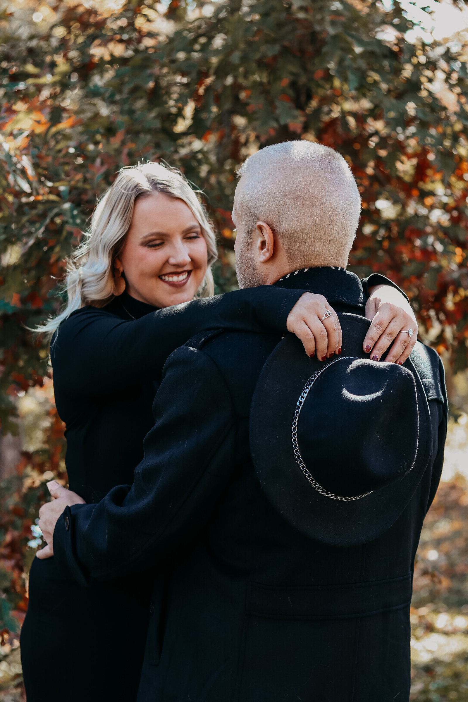 Engagment-Photos-Fall-Vanderbilt-Mansion-Love-to-Lens-Photography-(117)