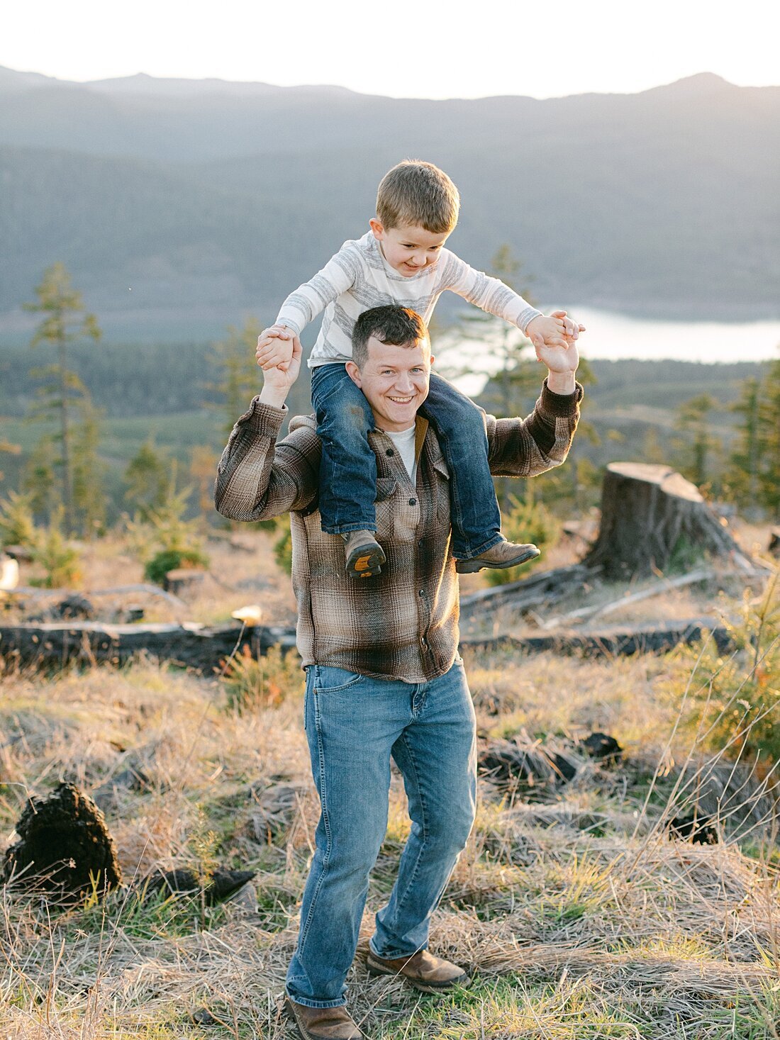 Mountain-top-family-photo-session-1653