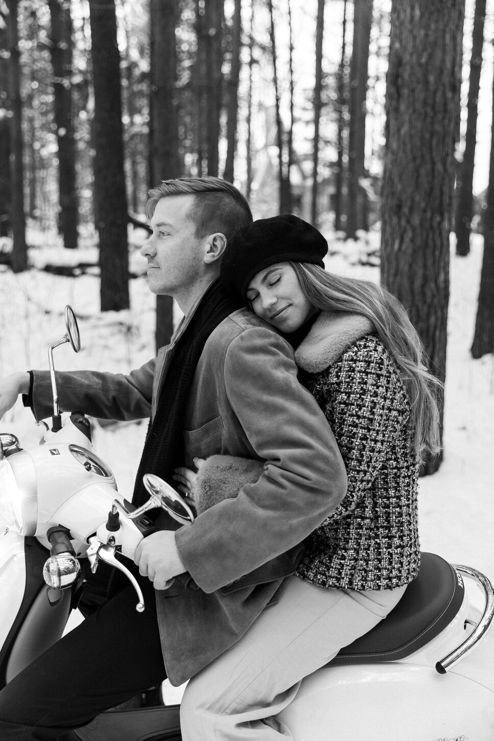 Chicago-Winter-Engagement-Photos-48