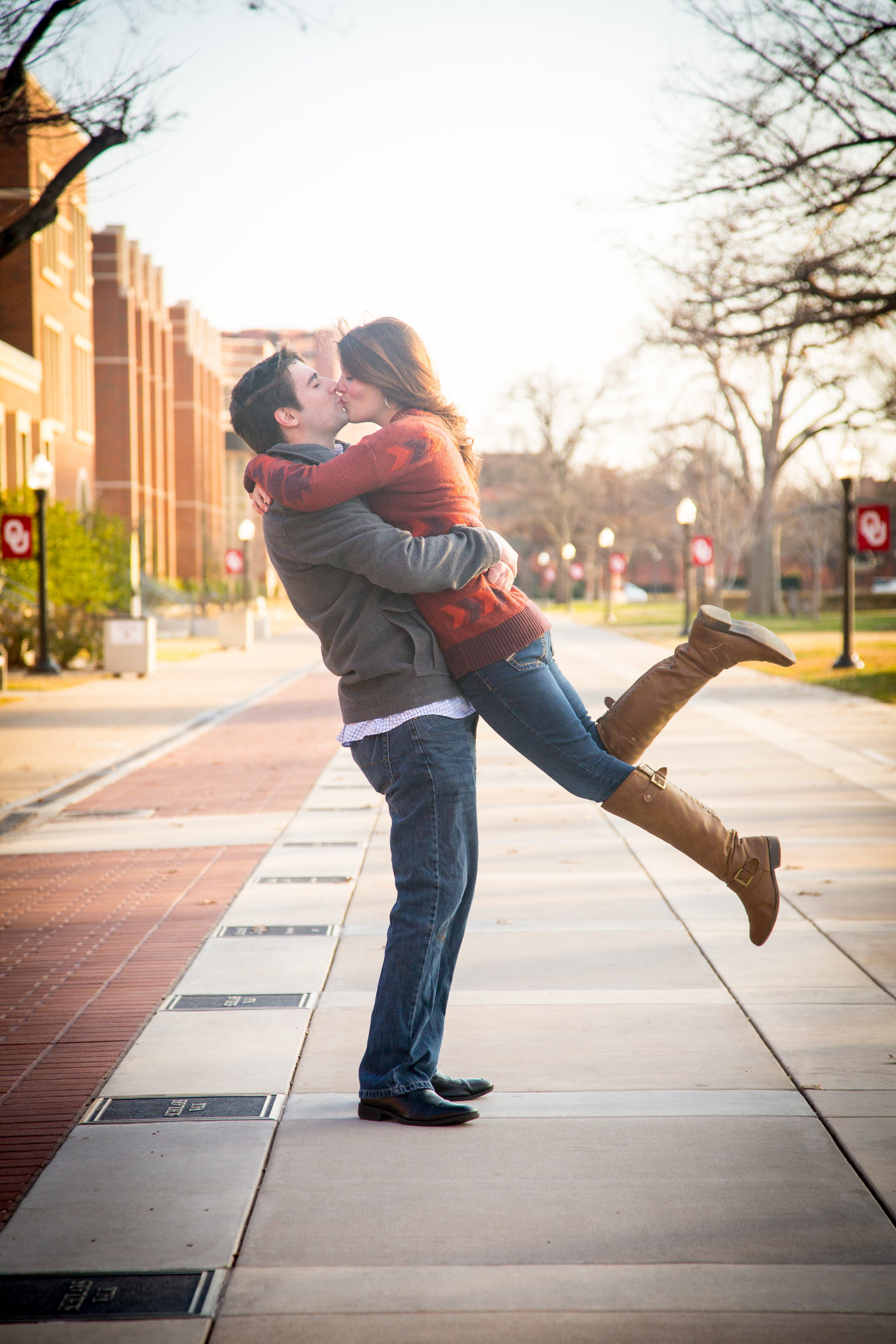 Oklahoma-sooners-campus-engagement-session-405-brides-photography