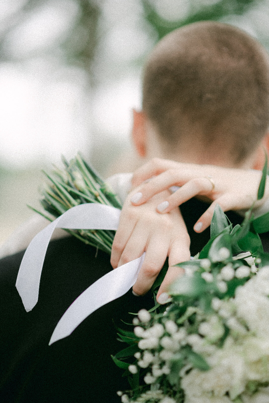Wedding photo of an Intimate and romantic wedding  photography session in Porvoo by photographer Hannika Gabrielsson