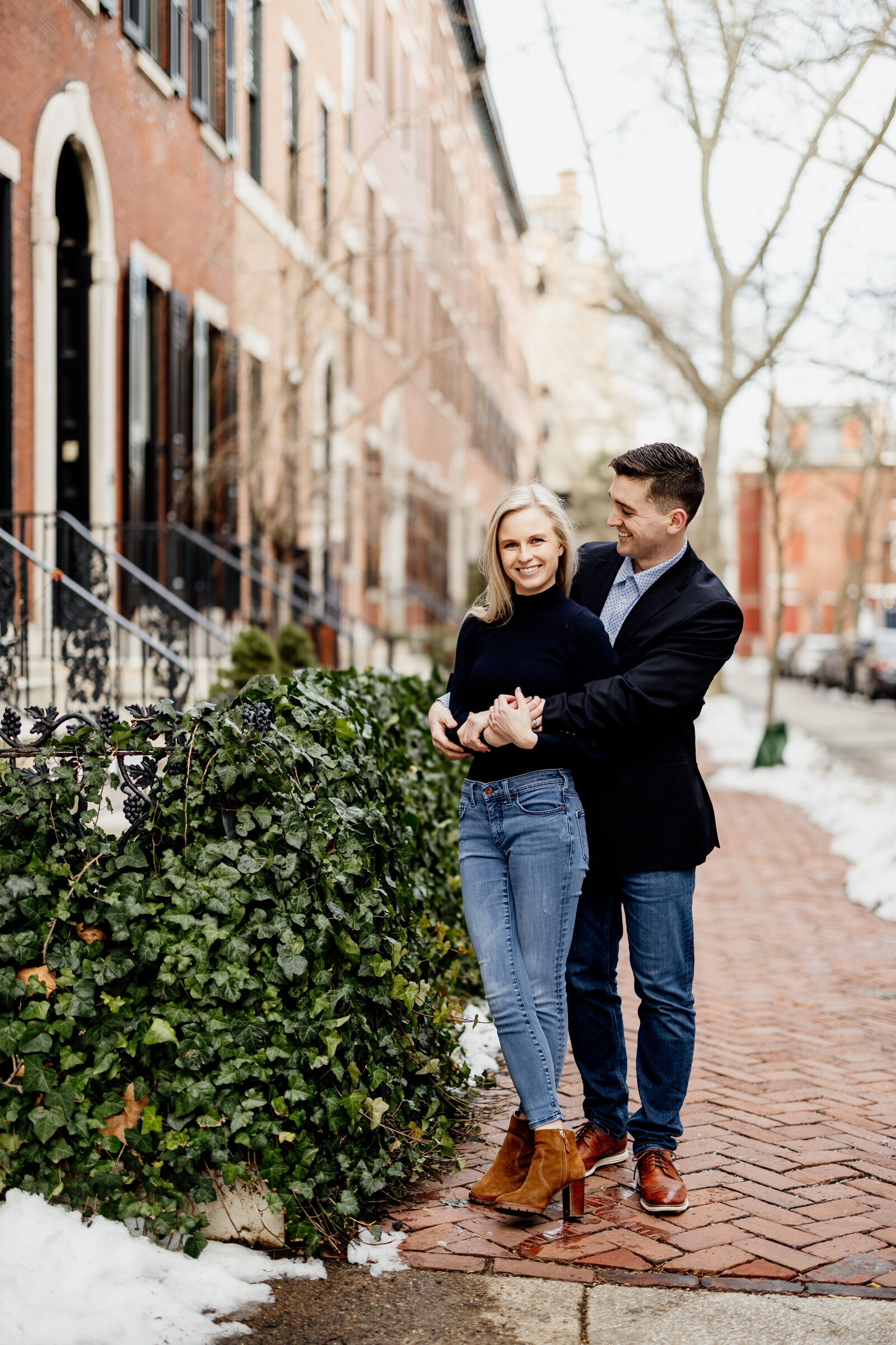 engaged couple rittenhouse square