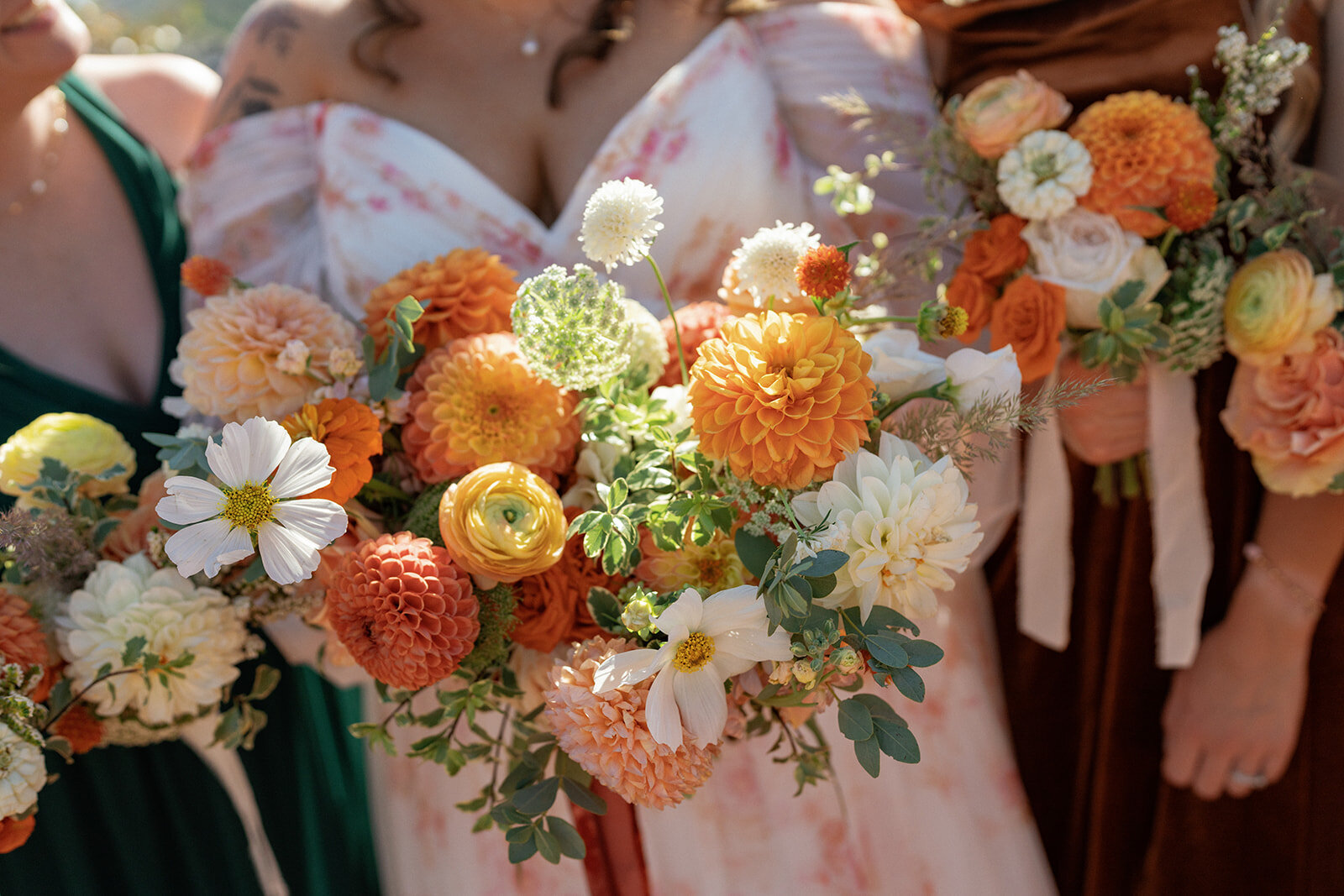 fall-wedding-bouquets