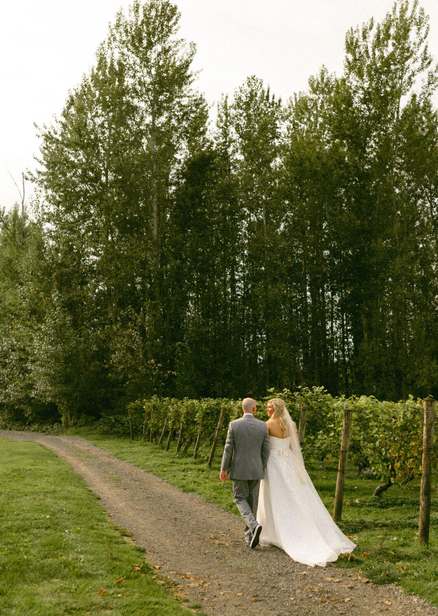 oregon-wedding-photographer-emphoto-6250