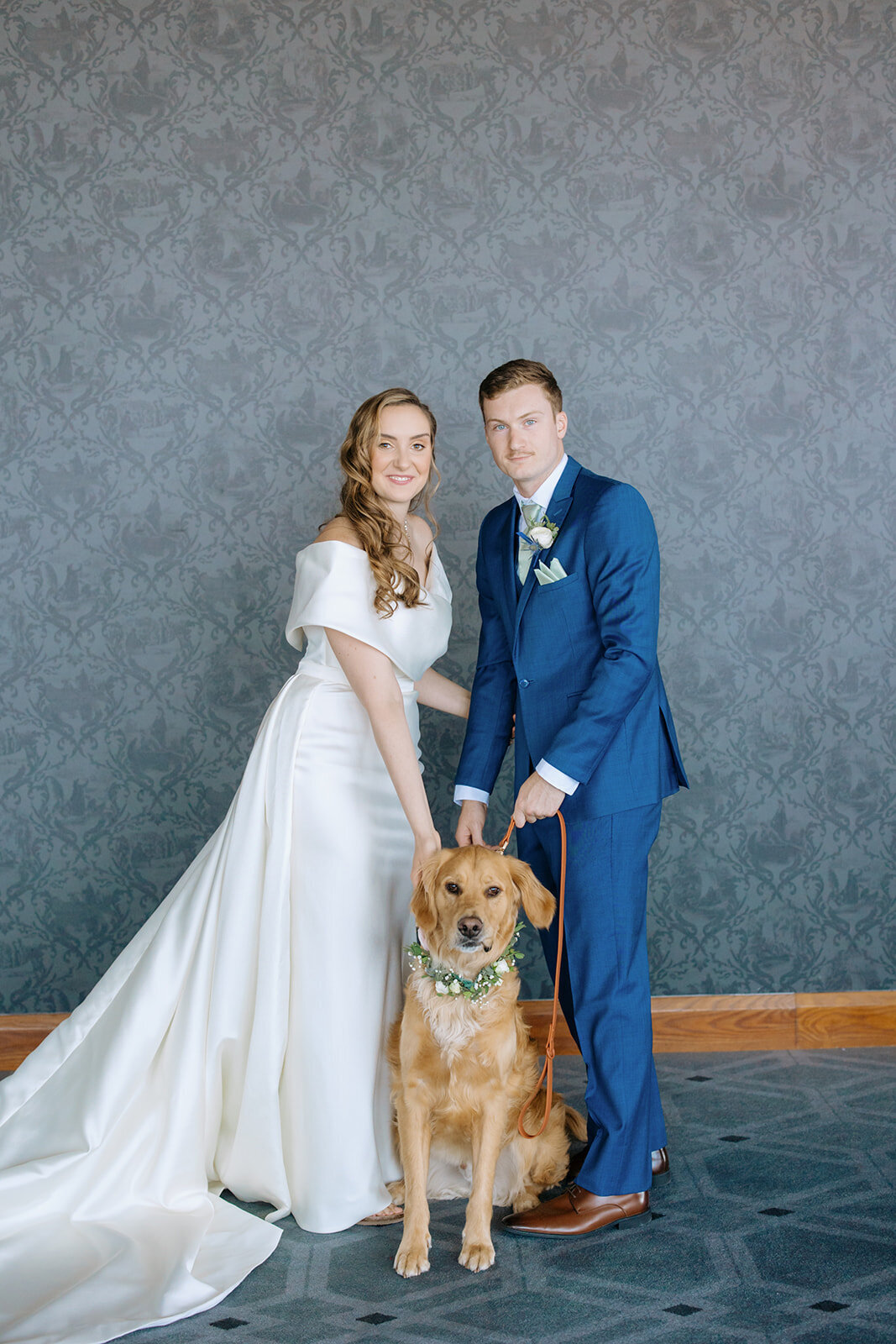 wedding-couple-with-dog-floral-collar