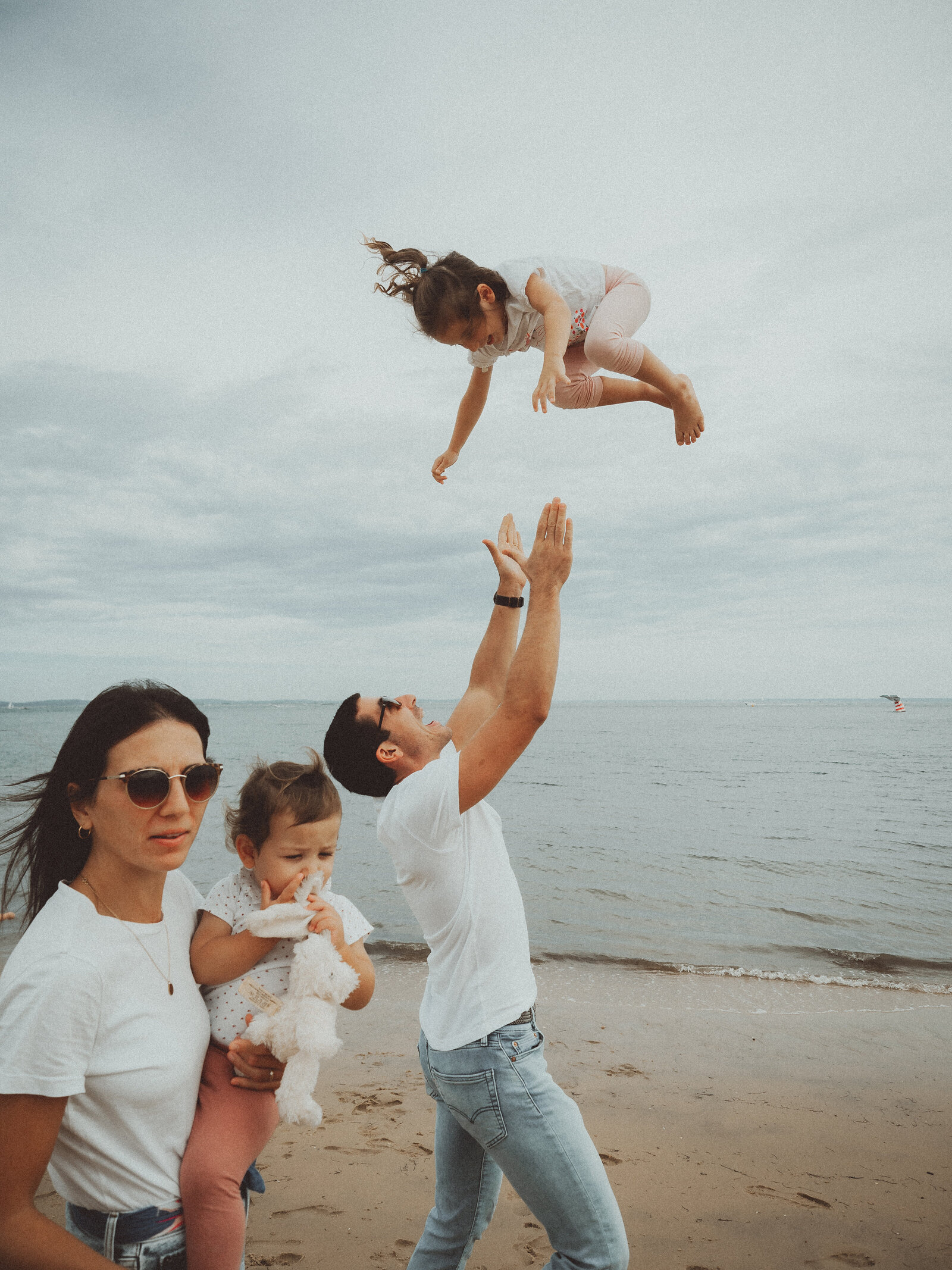 seance photo en vacances a arcachon - photographe famille plage bordeaux - meditation photographique