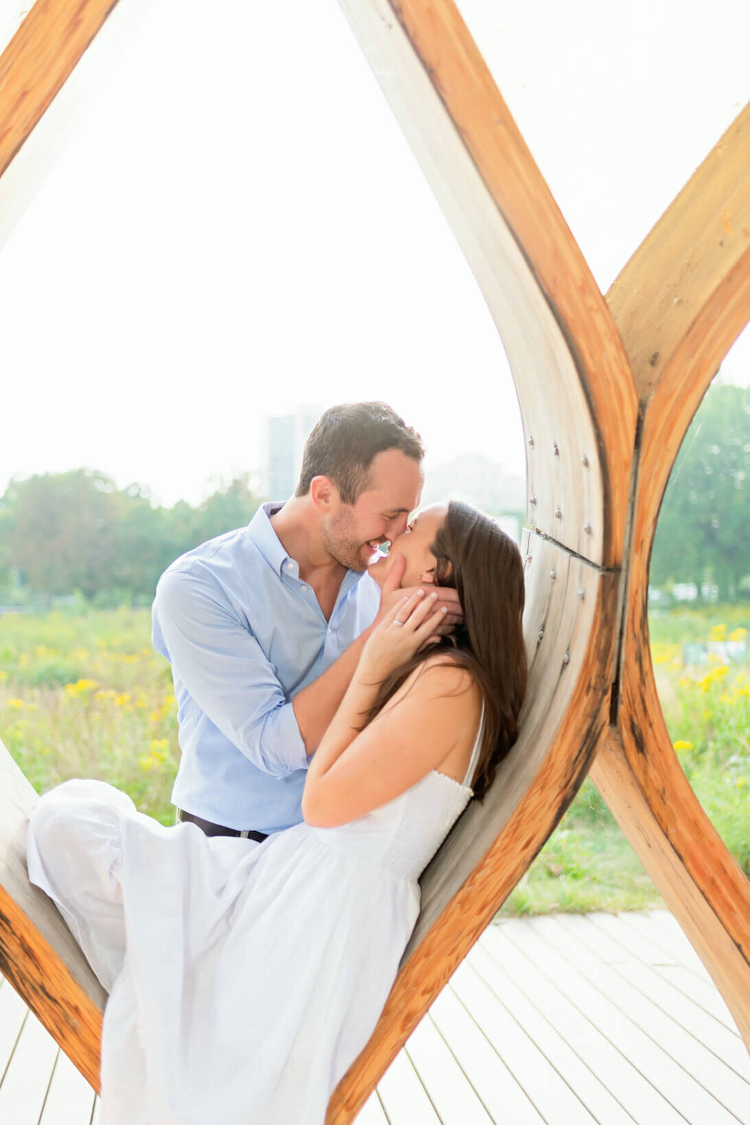 Downtown-Chicago-Engagement-Photos-67