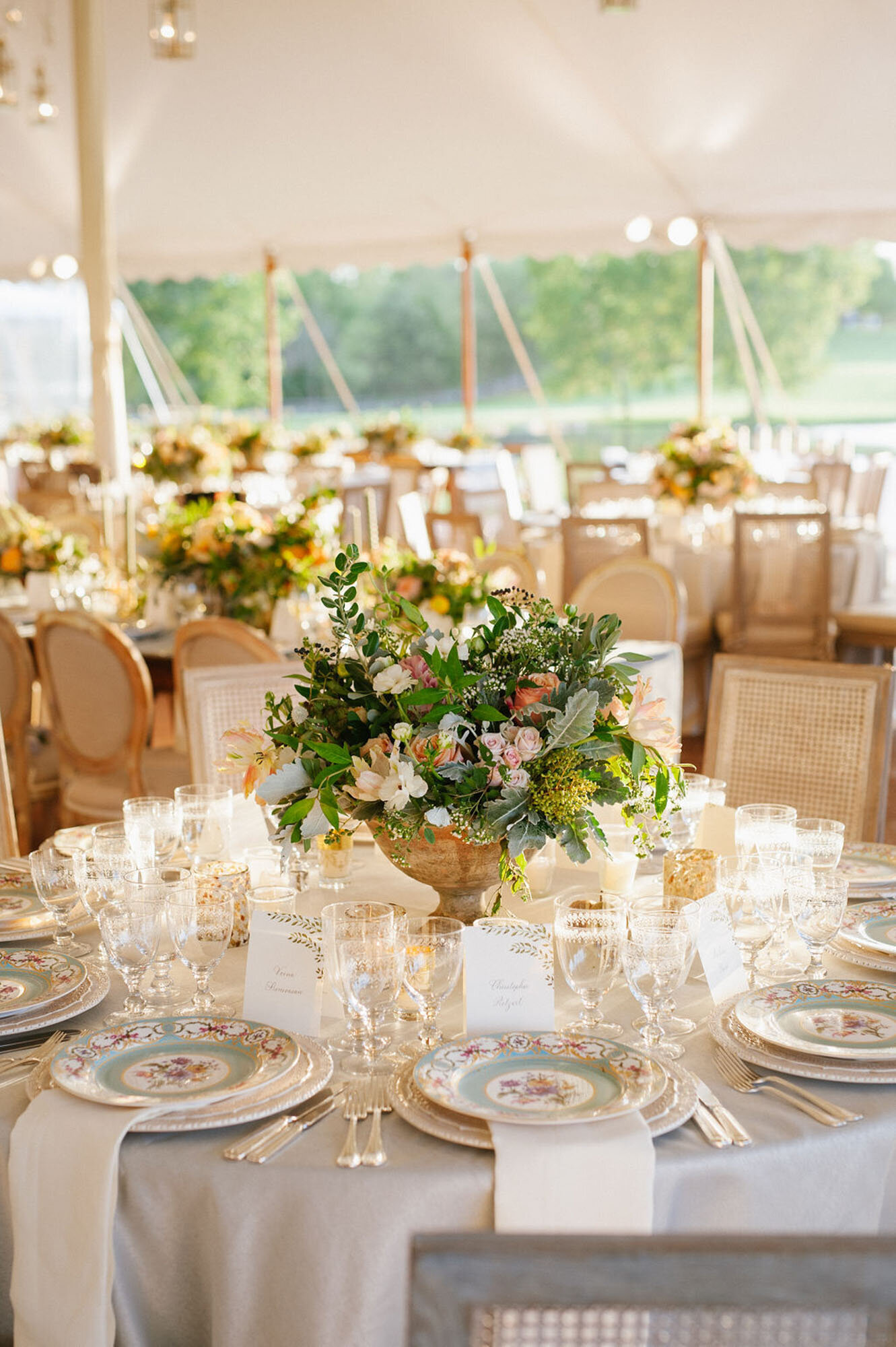 ArneyWalker-floral-wedding-planner-Virginia-24