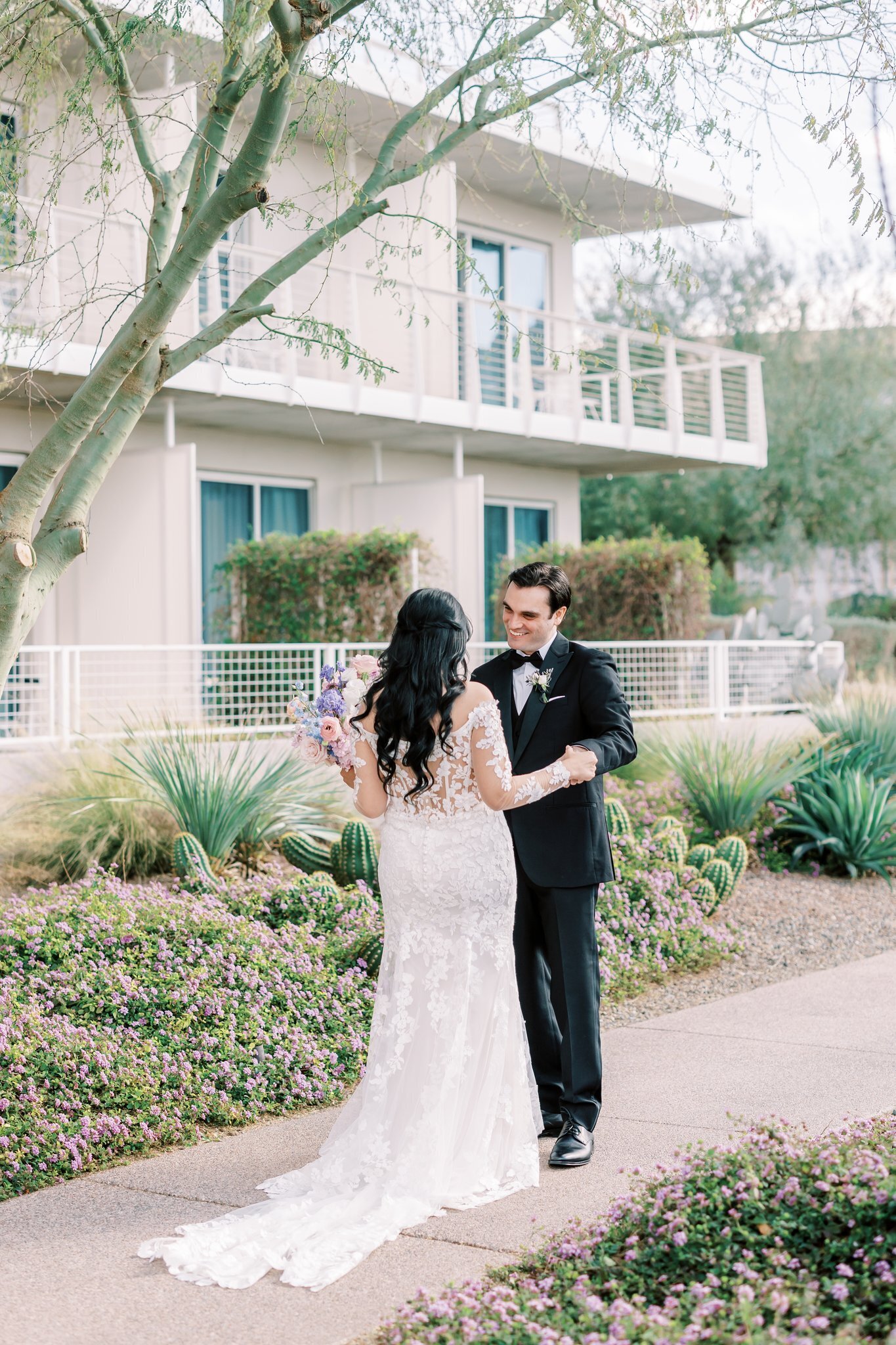 scottsdale-florist-mountain-shadows-winter-wedding