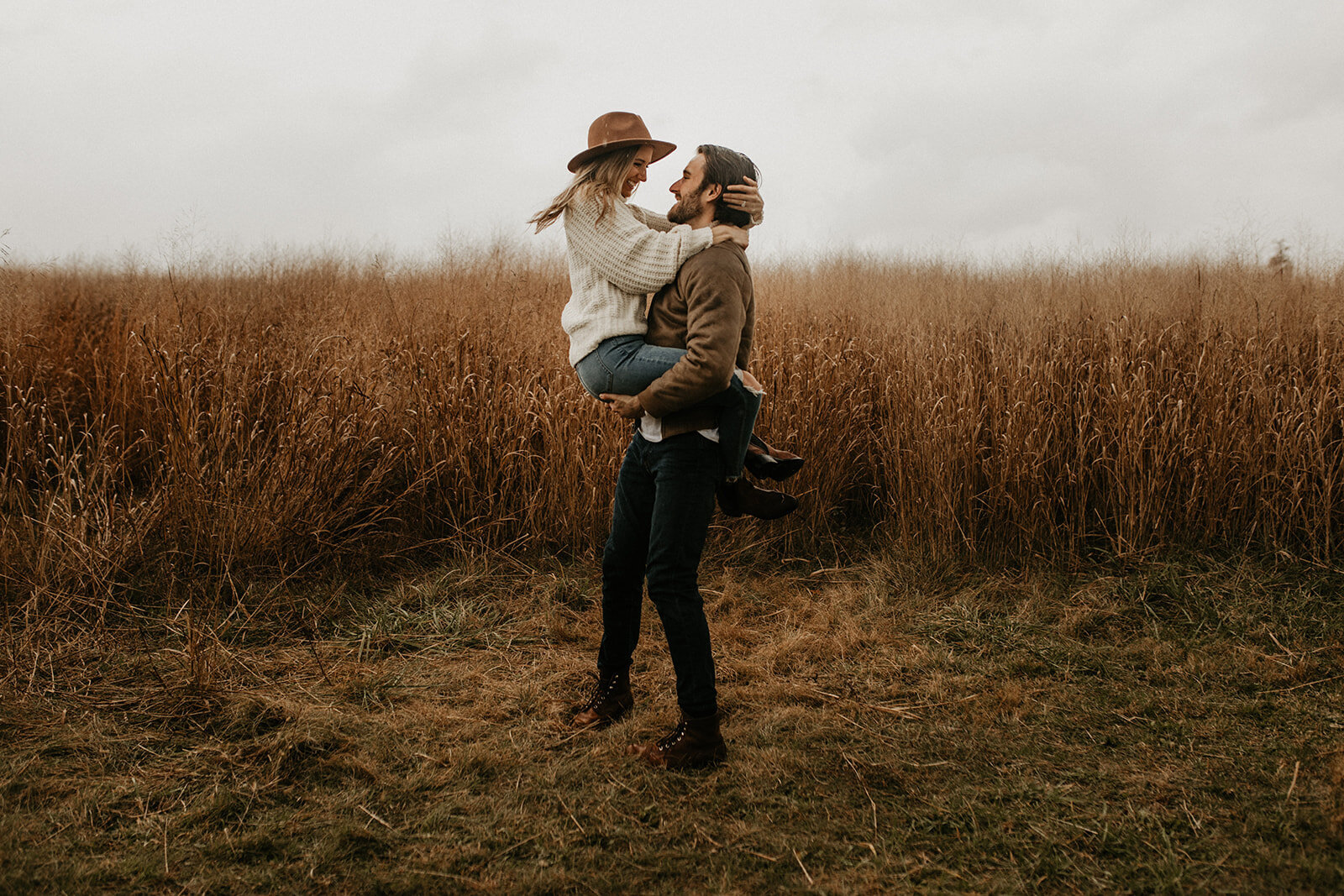 Melissa_Chris_Couples_Session_Sneak_Peek_11.11.20-40