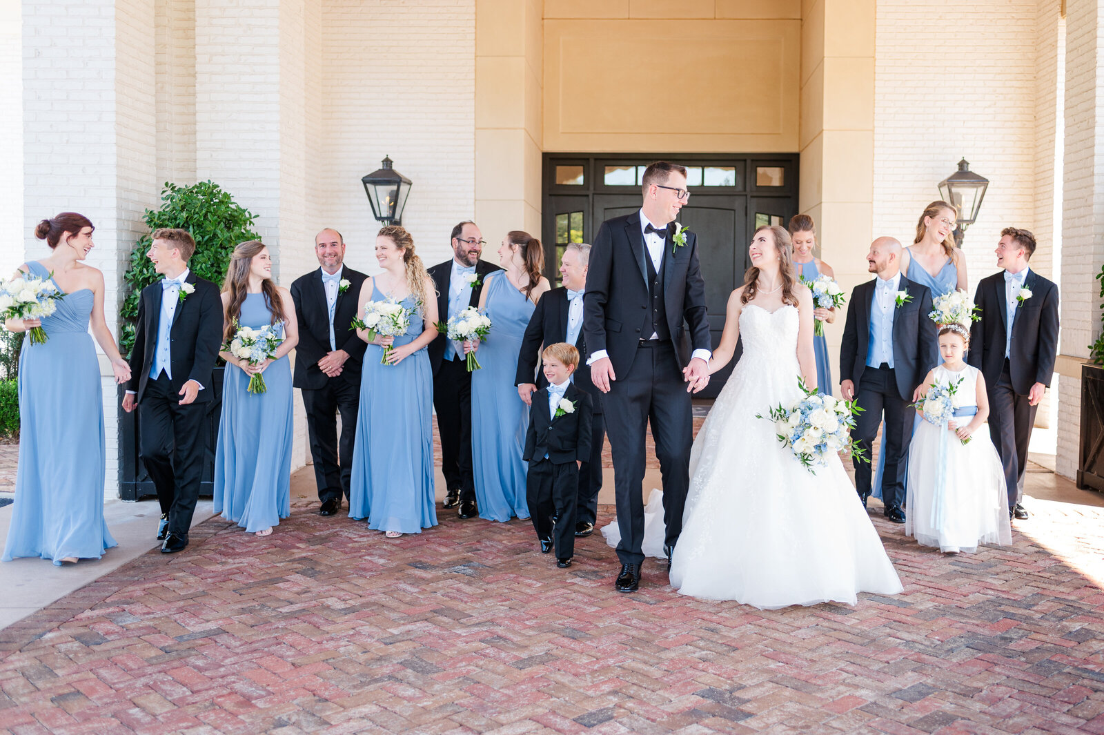 Laura-Tom_SabrinaFaves-154