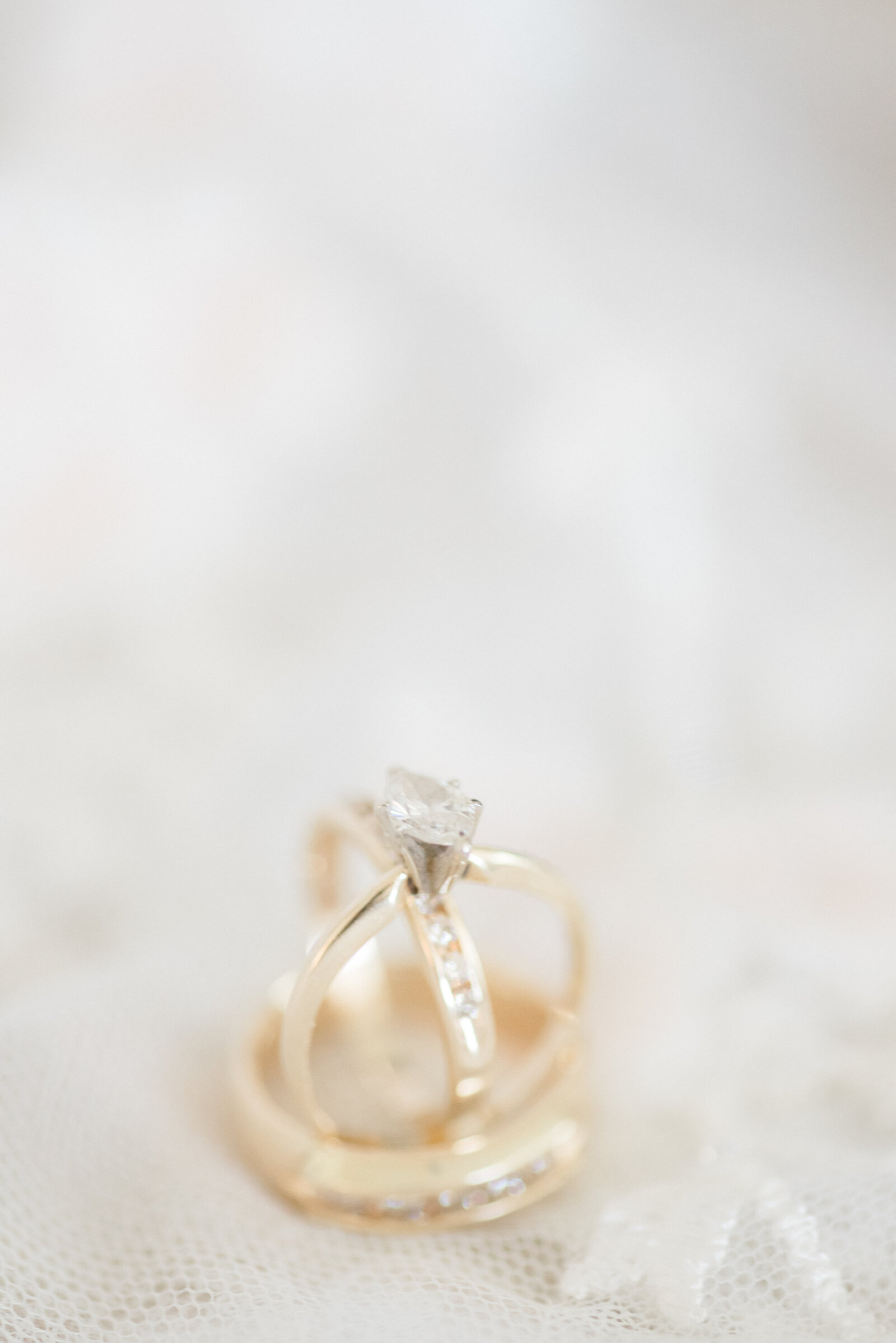 gold-stacked-wedding-rings