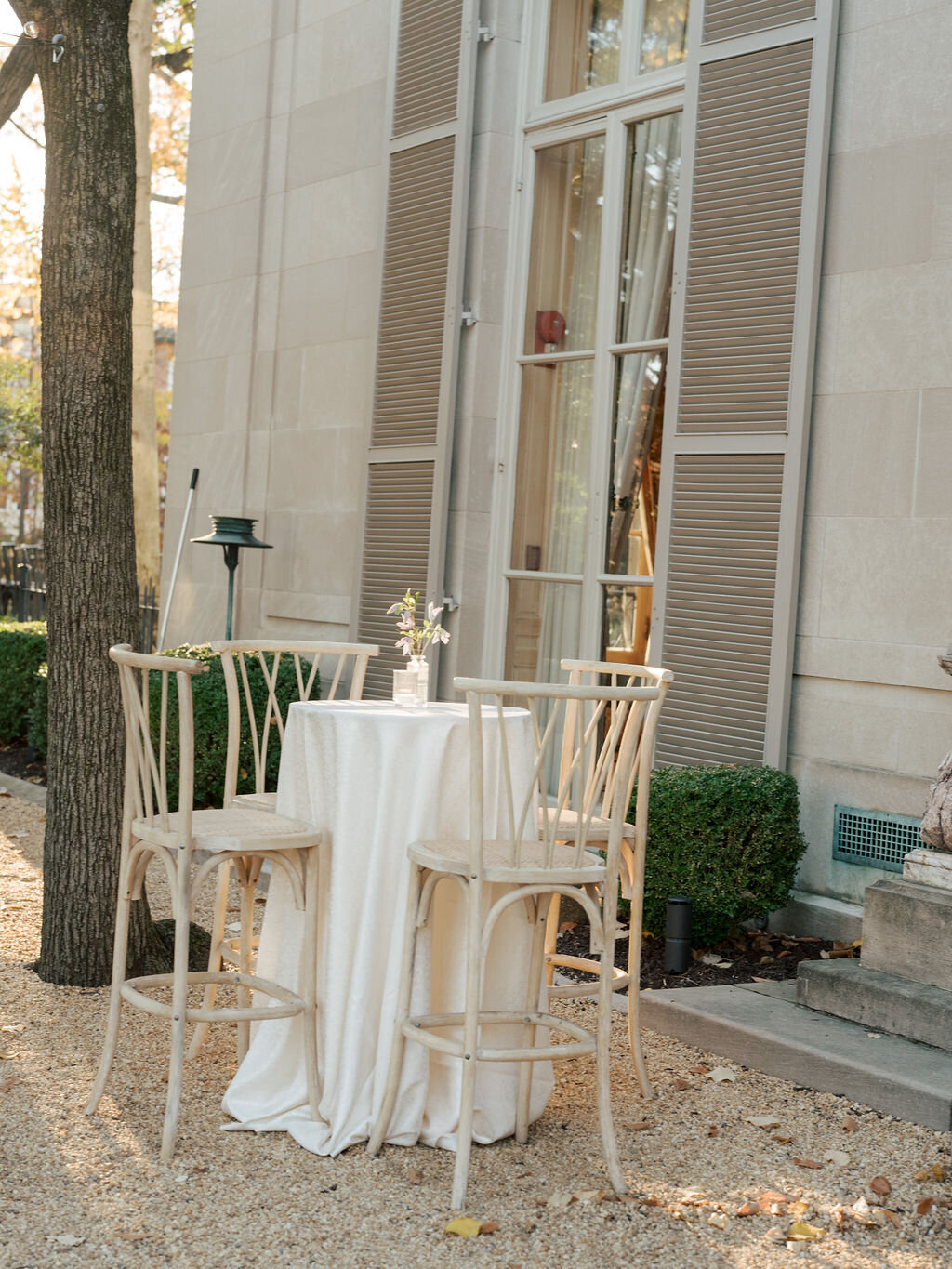 143Kate Campbell Floral Meridian House fall wedding by Greer Gattuso photo cocktail