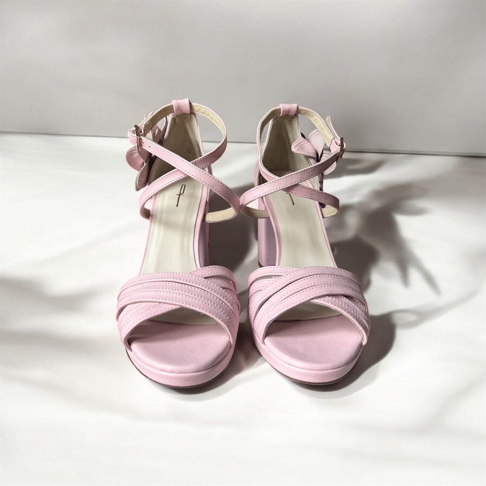 Zapato invitada flor