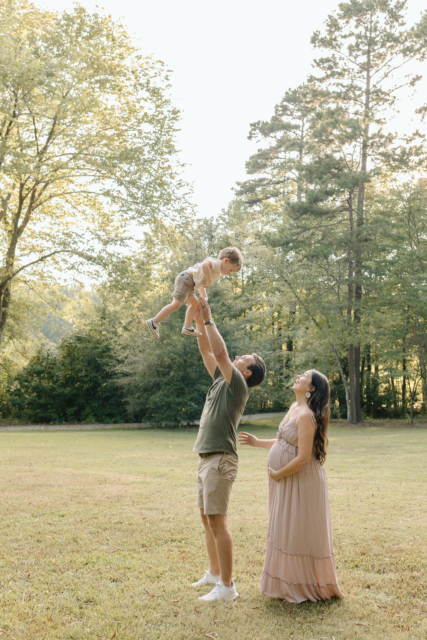 carolinas-maternity-photography-natural-documentary (1)
