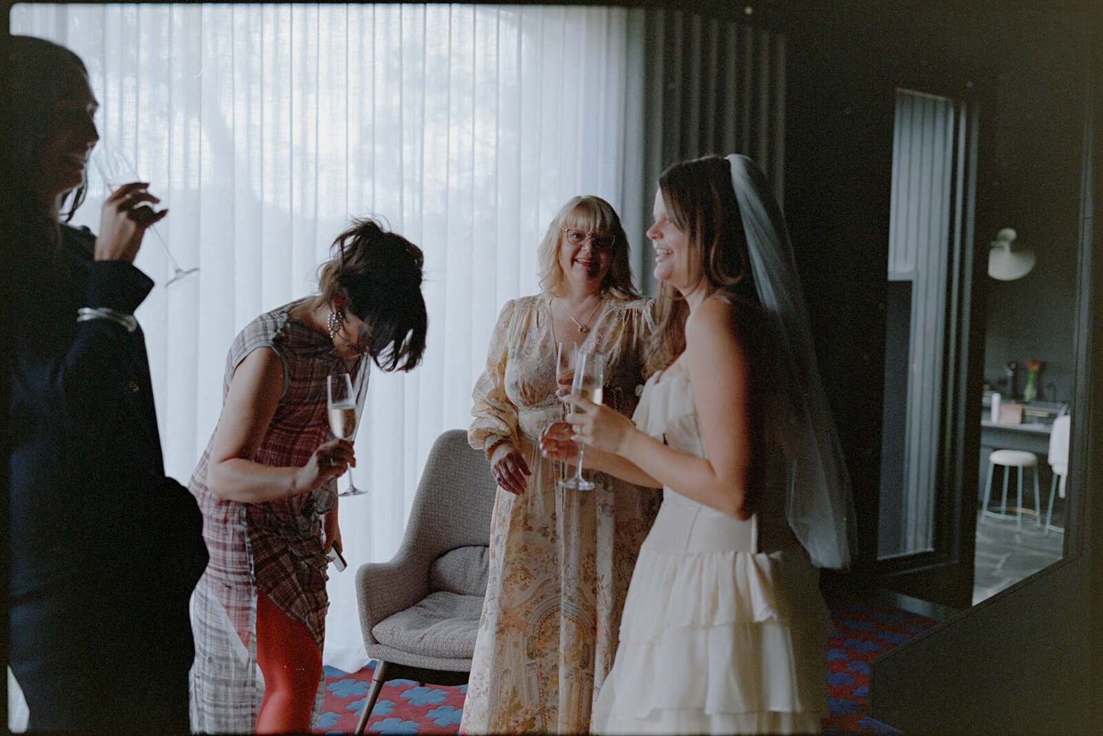 Australia-Film-Wedding-Photographer_Zara_Staples-71
