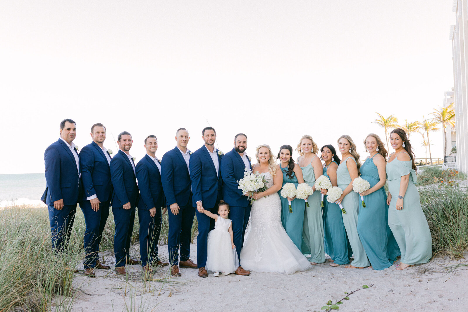 Dreamday-Destinations-beach-wedding-party