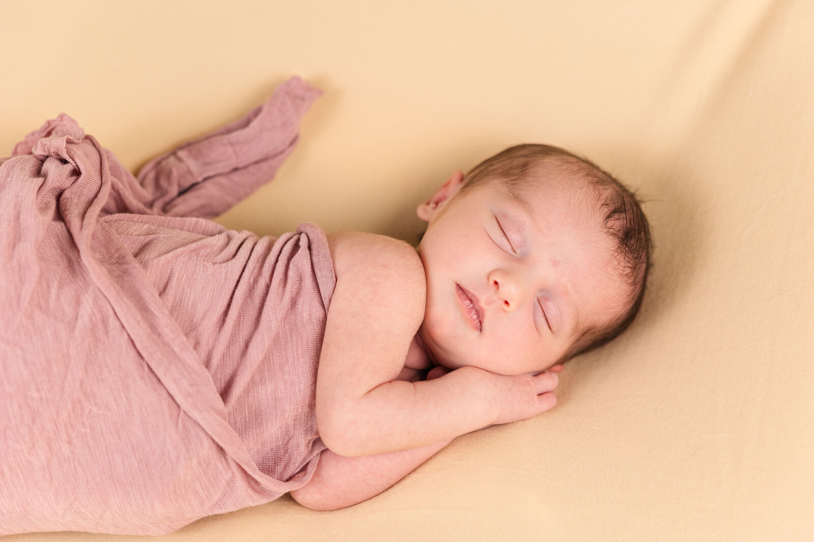 newborn-studio-photoshoot-1