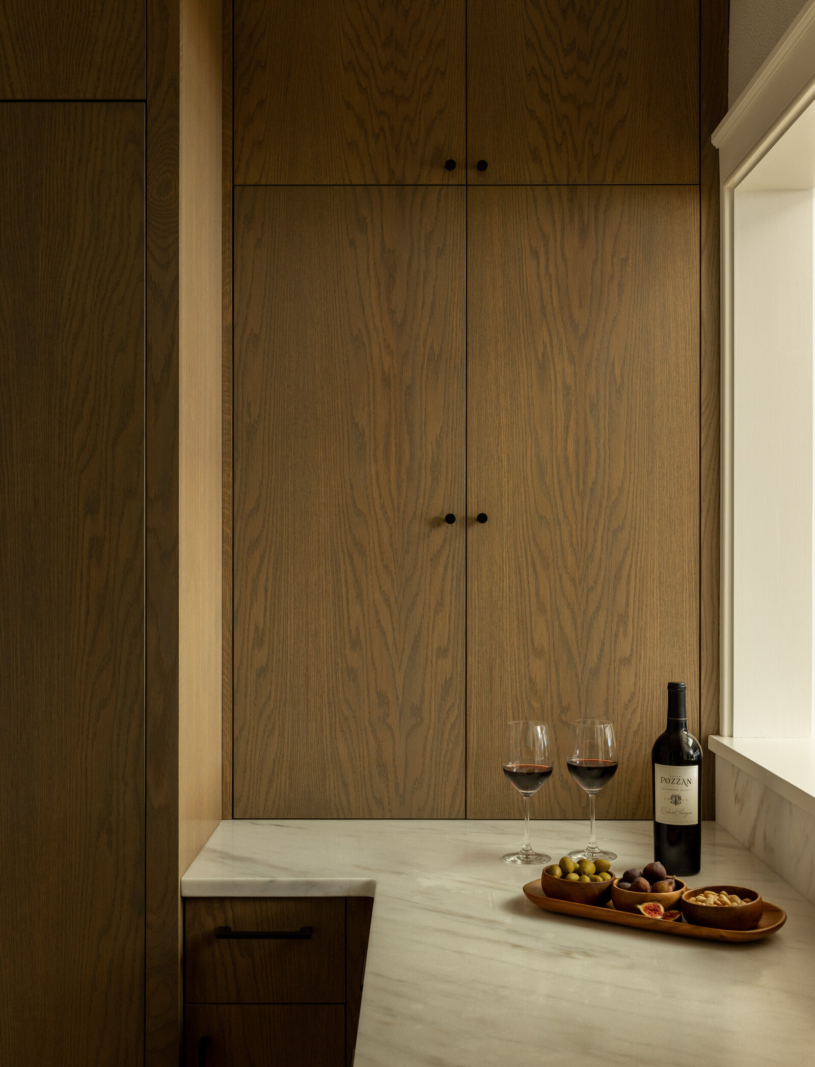 CUSTOM LIQUOR STORAGE CABINET MODERN RIFT CUT WHITE OAK
