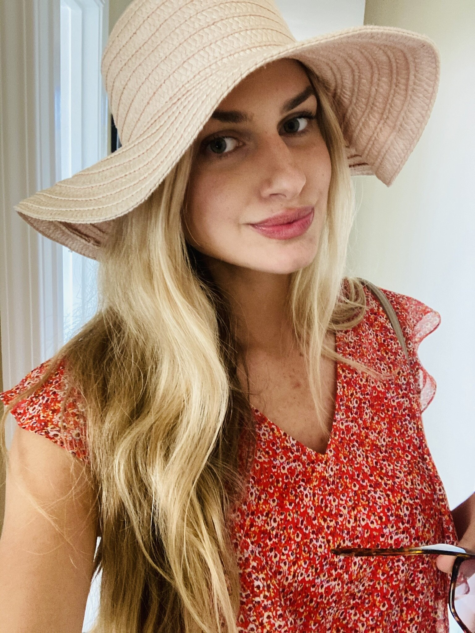 A4F9352E-B040-4AFC-B664-072787F8E47E - Kayla Butsko