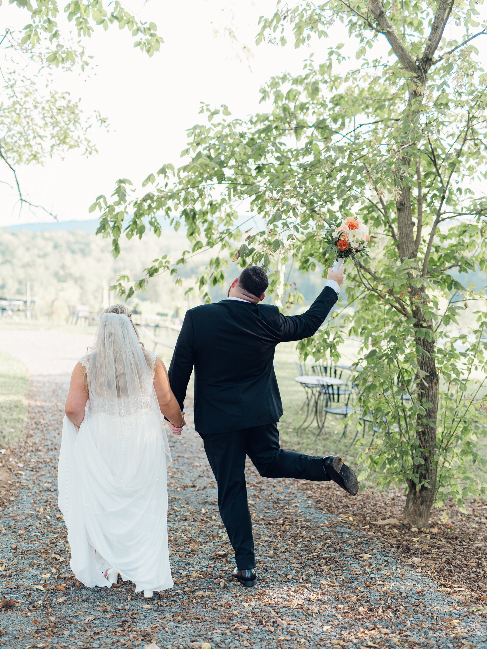 Kristina&amp;Lucas-CanaVineyard&amp;Winery-BaltimoreMarylandWeddingPhotographer-NicoleSimenskyPhotography-34