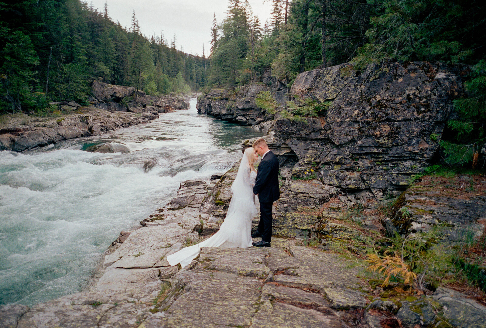 2024-ace-photography-glacier-elopement-summer-portraits-film-12