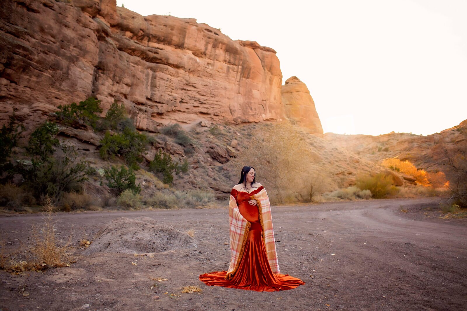 Canyon-maternity-session-NM